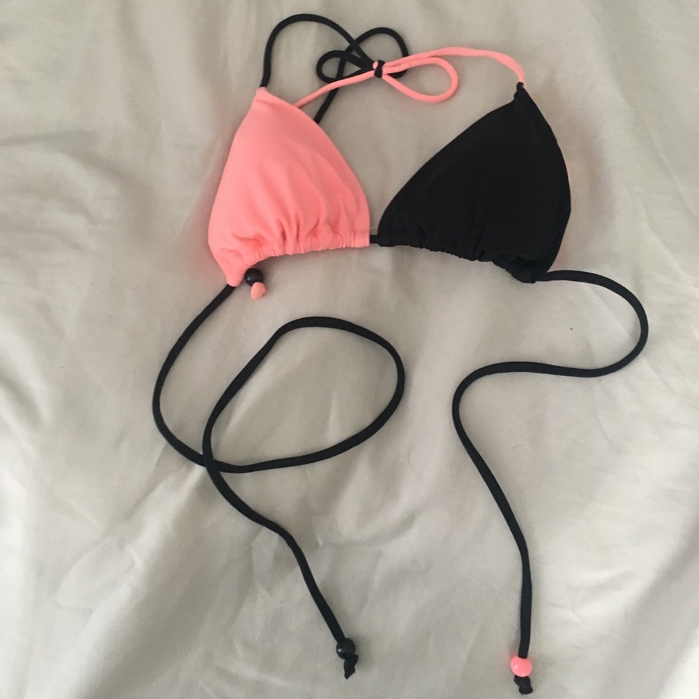 VS Two Tone Bikini Top